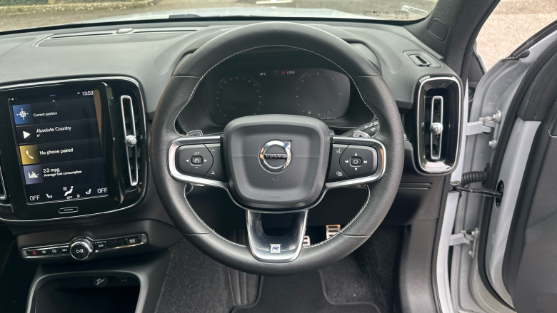 Volvo Xc40 2.0 D4 [190] R DESIGN 5dr AWD Geartronic Diesel Estate